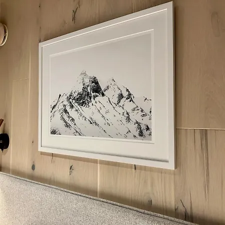 Glimre Romsdal - Eksklusivt Speilhus Ved Andalsnes * Isfjorden