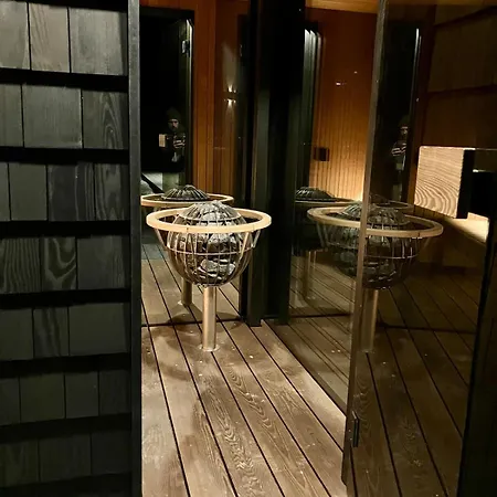 Glimre Romsdal - Eksklusivt Speilhus Ved Andalsnes Feriehus *