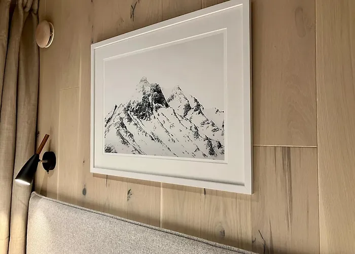 Glimre Romsdal - Eksklusivt Speilhus Ved Andalsnes * Isfjorden