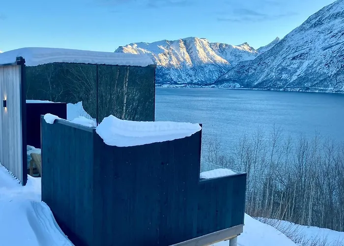 Σπίτι διακοπών Glimre Romsdal - Eksklusivt Speilhus Ved Andalsnes
